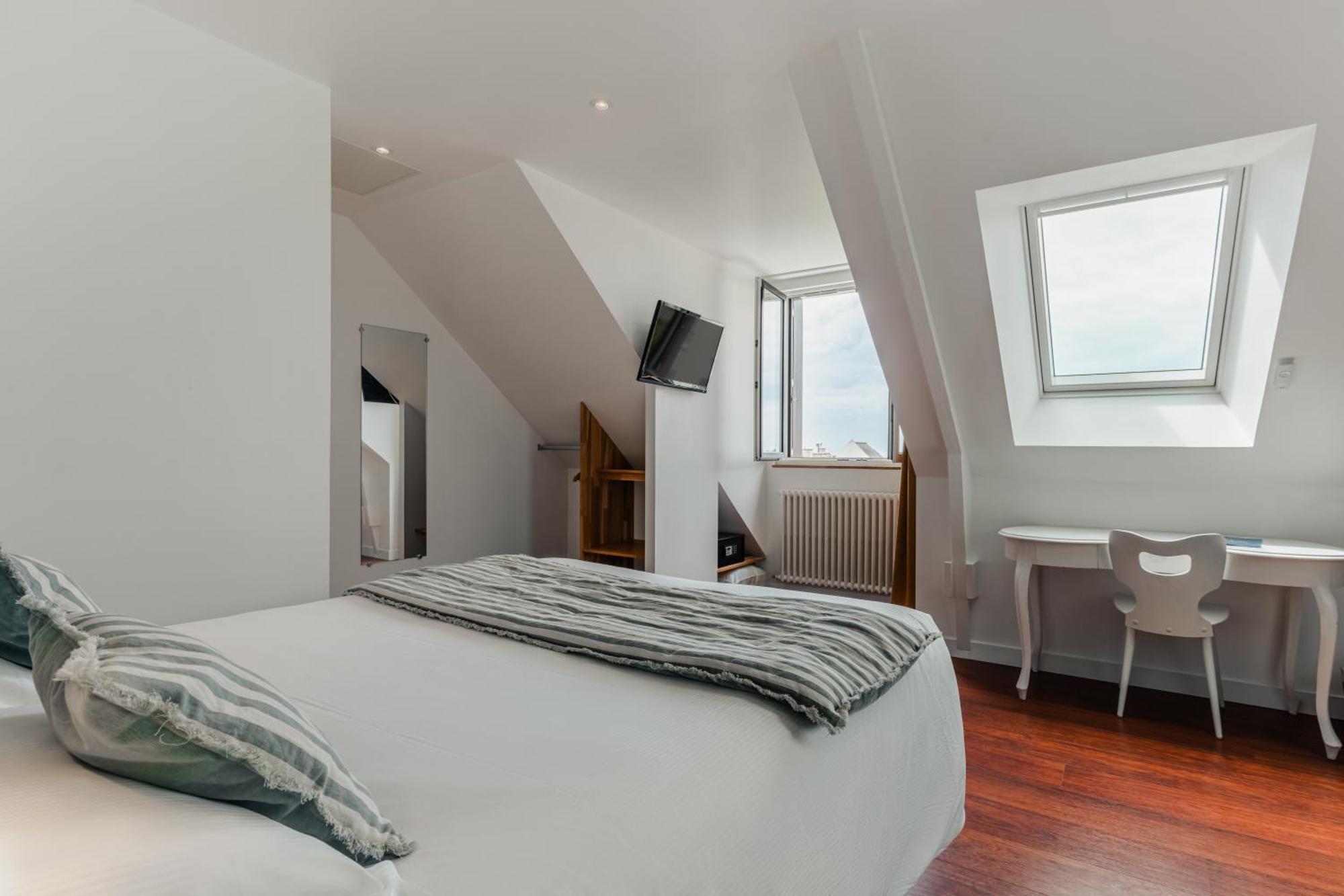Hotel Spa De La Citadelle Lorient Port-Louis Exteriér fotografie